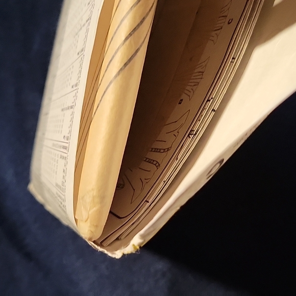 McCall's: Sewing Pattern Uncut 3663, P306 - Picture 3 of 3